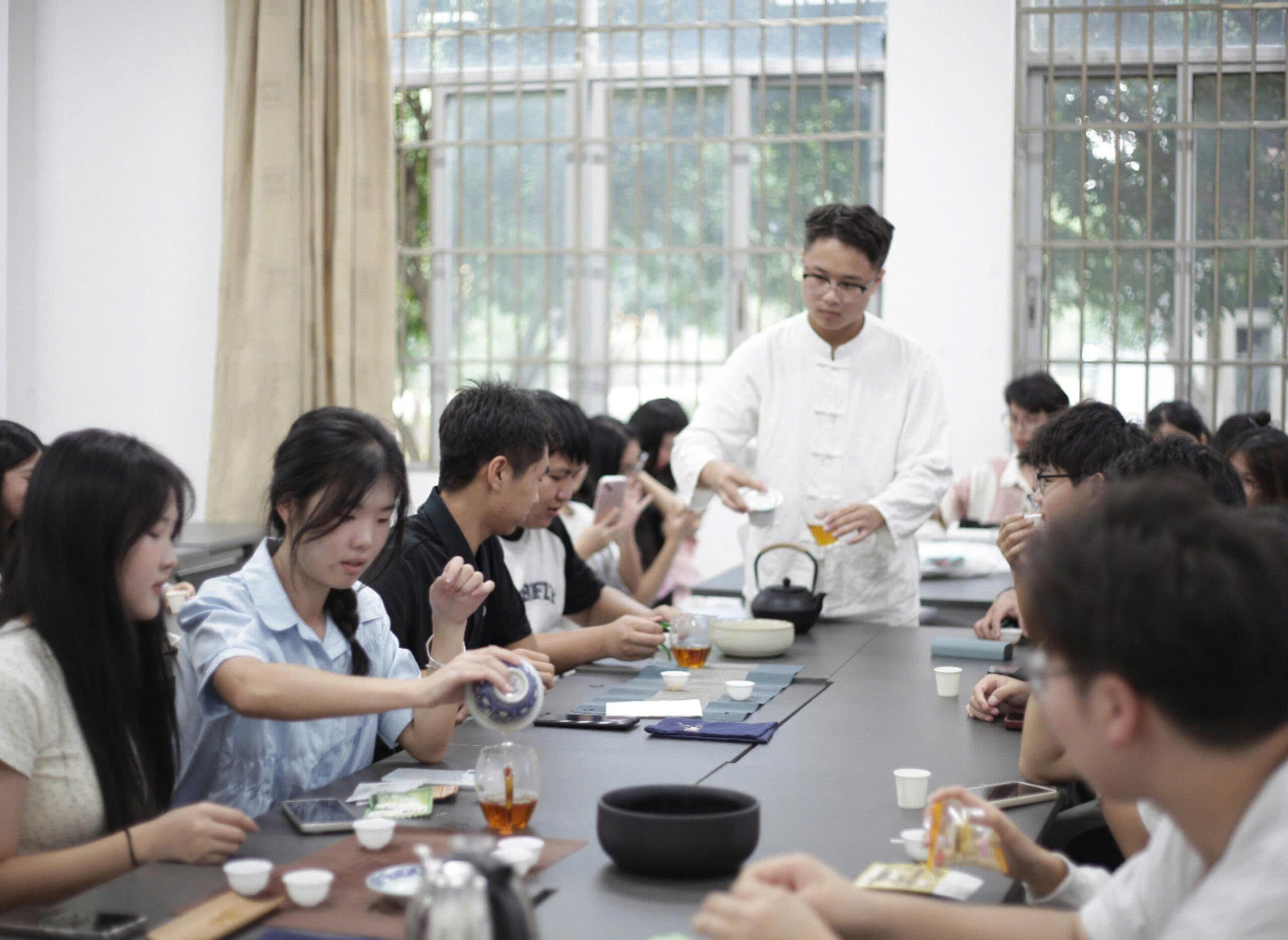 Lớp học và hoạt động tư vấn